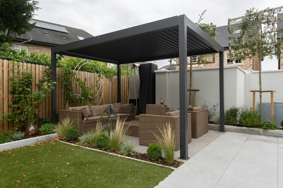 Pérgola de aluminio para terraza y jardín