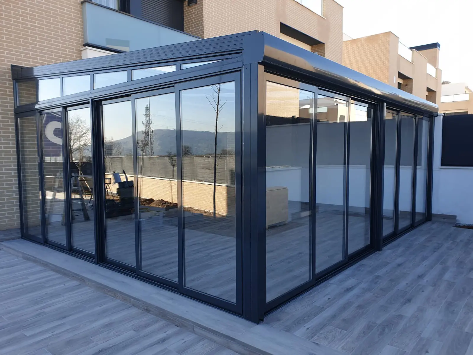 Cerramiento de aluminio y PVC para terraza